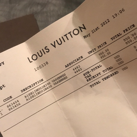 Louis Vuitton maryjane heels! Holiday! - Picture 6 of 7